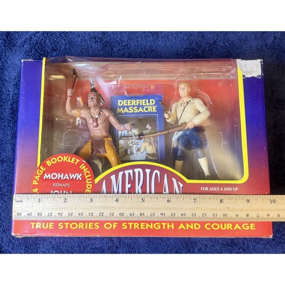 American Heroes Deerfield Massacre Figures Set Ages 4+ With 24-Page Booklet - Picture 3 of 3